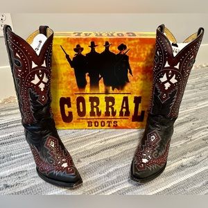 Corral black and red western boots. size 10.